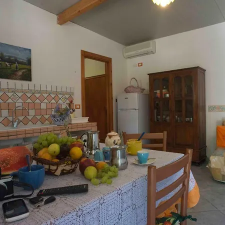 Grotta Monaca Aparthotel