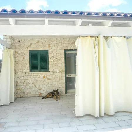 Grotta Monaca Aparthotel