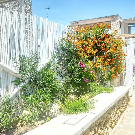 Apartahotel Grotta Monaca 3*