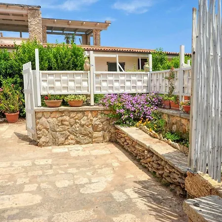 Grotta Monaca Hotel apartamentowy Otranto